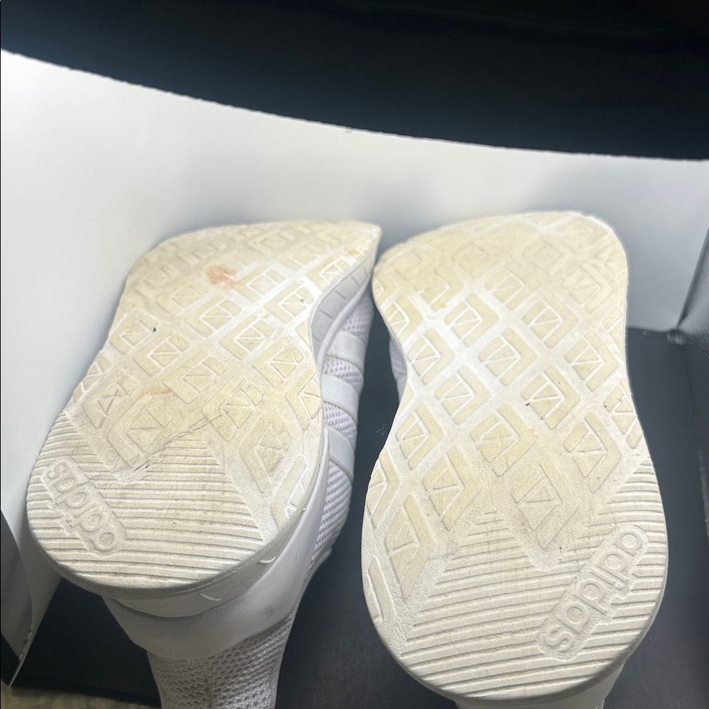 Men’s adidas White Questar flow NXT Knit Athletic Sneakers size 12 - Picture 3 of 5